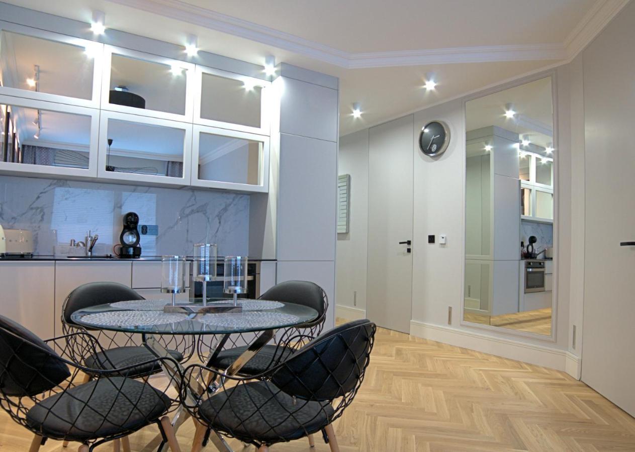 Stary Toruń Blue Velvet Premium Apartments III מראה חיצוני תמונה