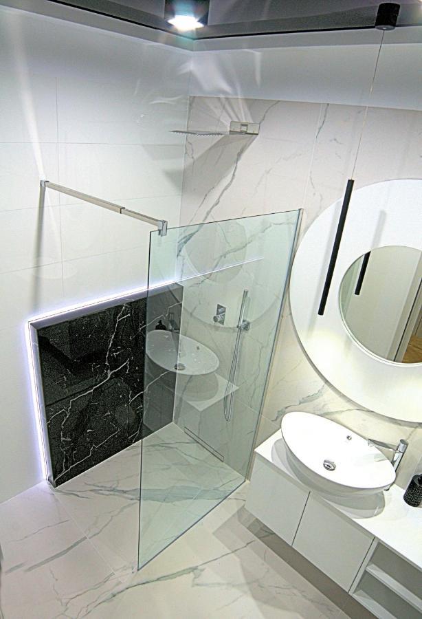 Stary Toruń Blue Velvet Premium Apartments III מראה חיצוני תמונה