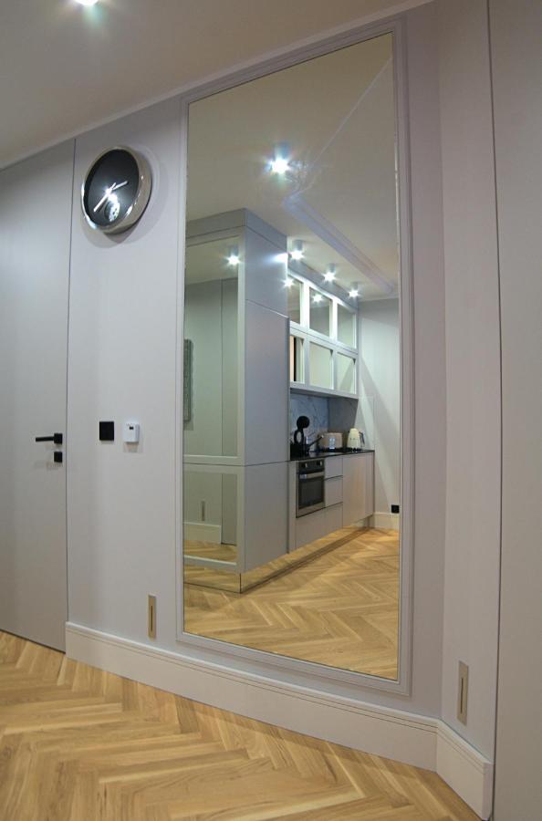 Stary Toruń Blue Velvet Premium Apartments III מראה חיצוני תמונה